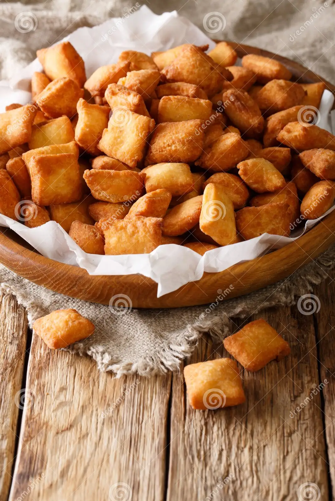 Cinnamon Chin-chin